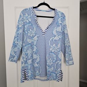 J. McLaughlin Blue and White Patterned Women's Top Size M
